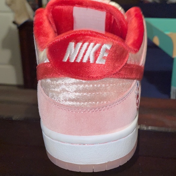 Strangelove Nike Sb dunks - Picture 3 of 4